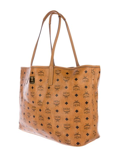 mcm large visetos tote.